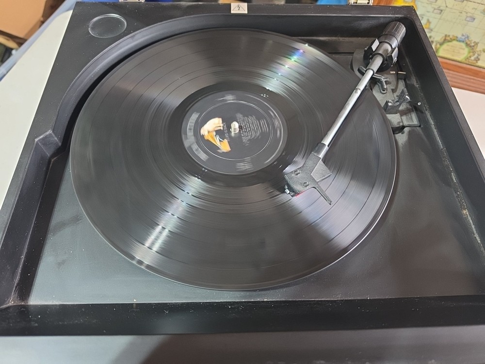 Vintage Fisher Audio Component System MC-723 MOSTLY WORKING PLEASE READ