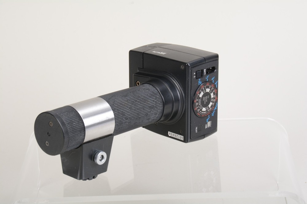 Sunpak Auto 511 Handle Mount Flash w/ Bracket. Fair condition. Tested Good 498