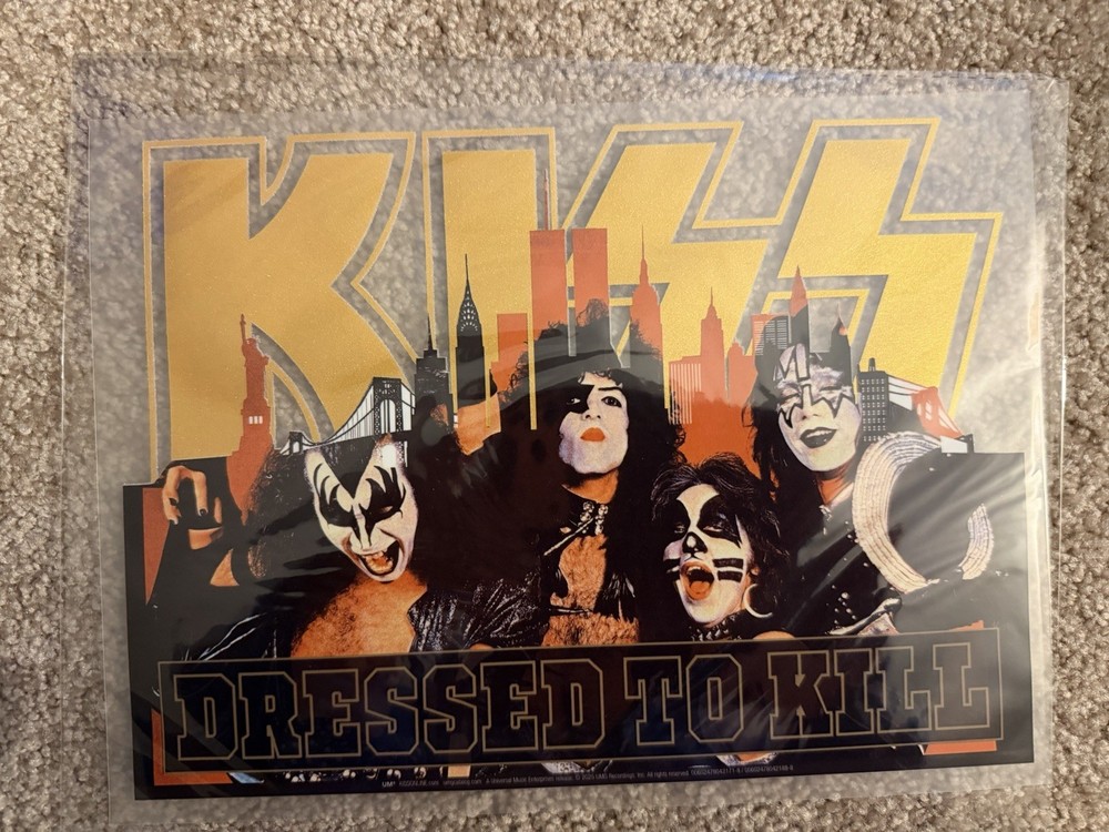 KISS "Dressed To Kill"  Box Set Exclusive T-Shirt Iron On.