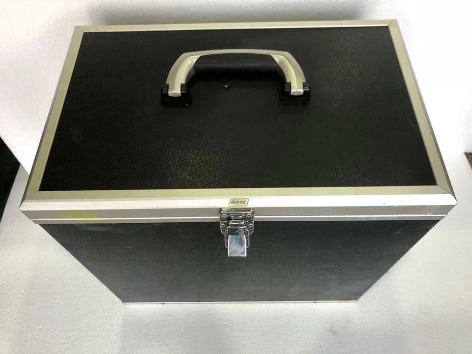 SIKA TEMPRATURE CALIBRATOR MODEL TP17650M