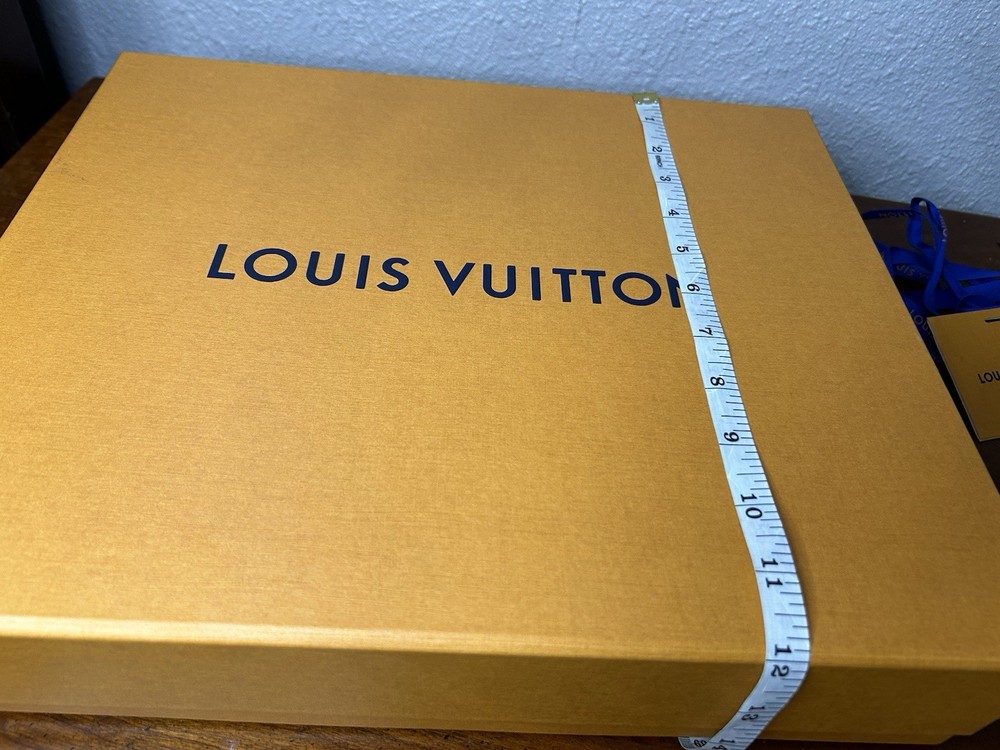 Authentic LOUIS VUITTON Empty Box 14x12x3 ( #6)