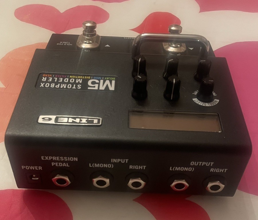 Line 6 M5 STOMPBOX MODELER Stereo Multi-Effects Guitar Effect Pedal