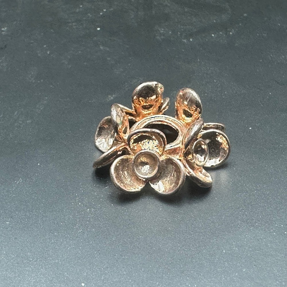 Metal crystal small ball base