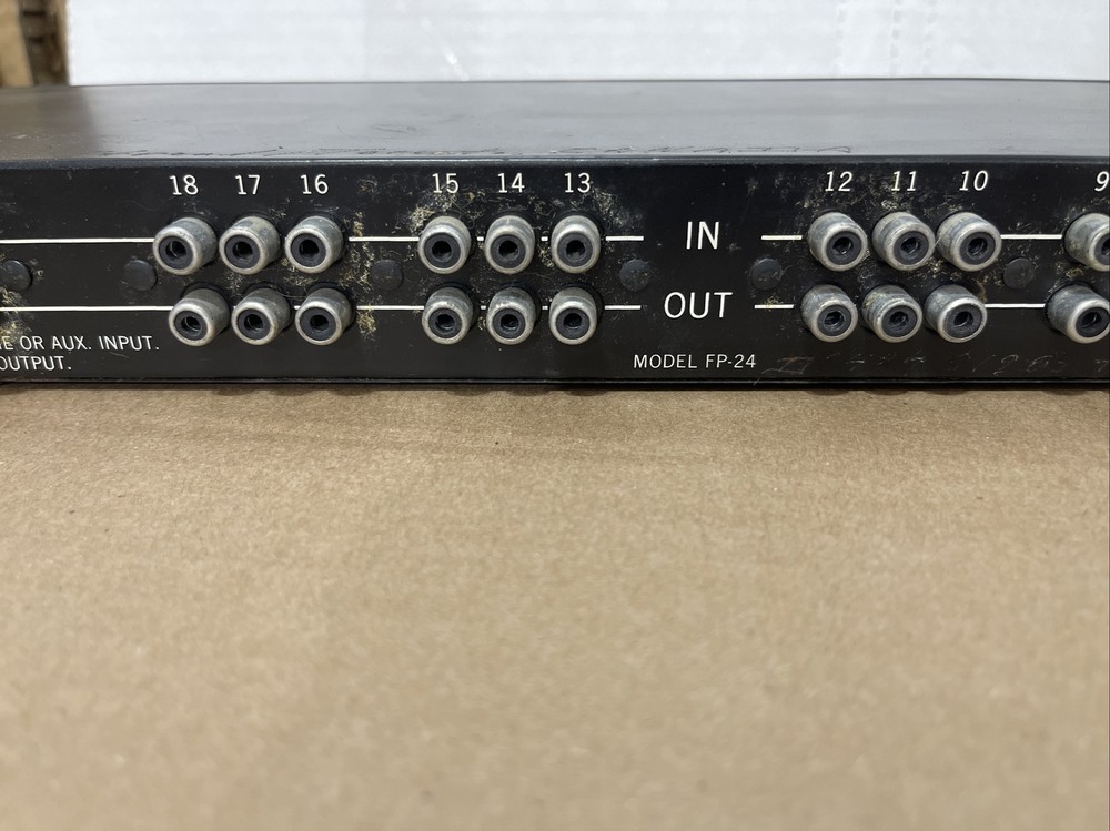 Russound FP-24 Rackmount Audiojack