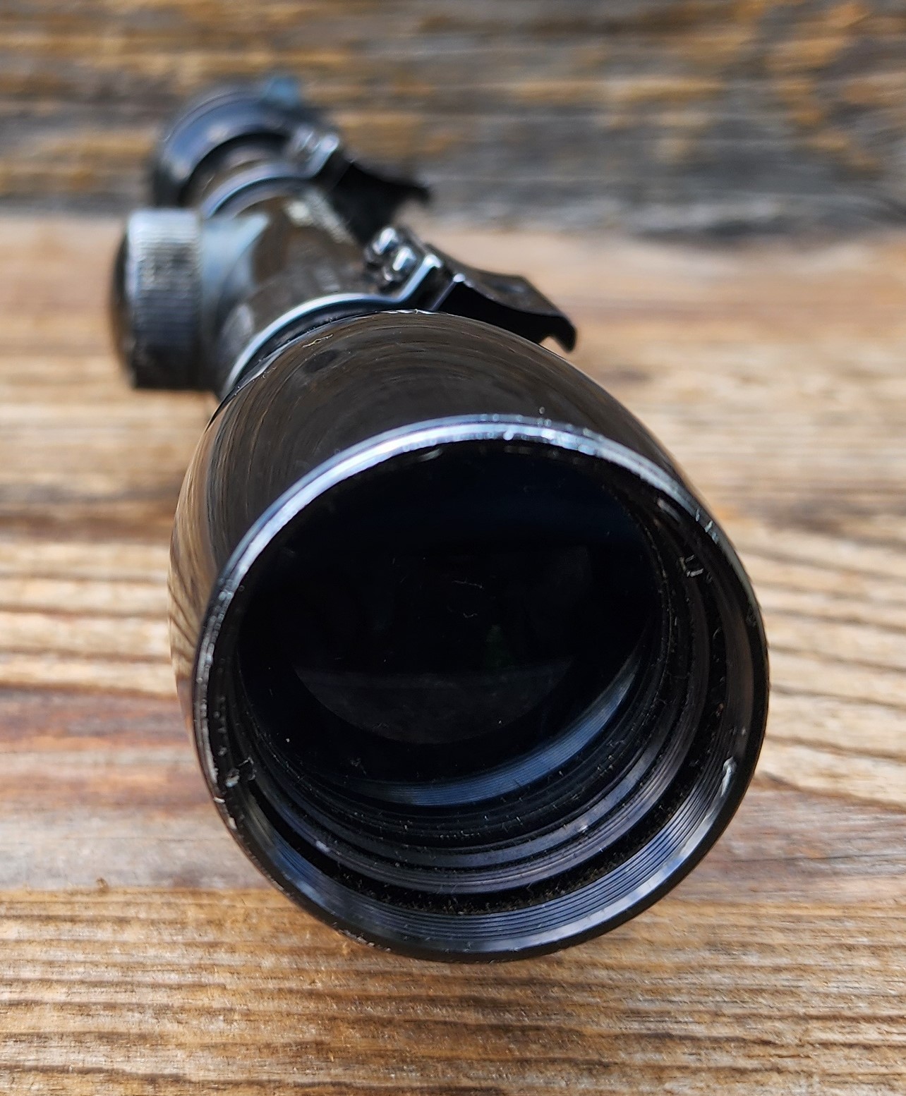 Bushnell Scope Chief IV 2.5X-8X Rifgle Scope w/ Weaver Mounts - Fine Reticle