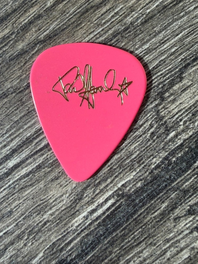 KISS Guitar Pick PAUL STANLEY Asylum Tour Concert Stage Used Pink Vintage Kiss