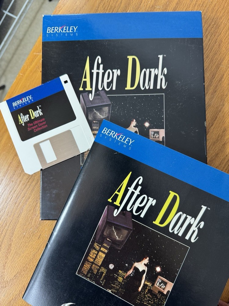 After Dark Ultimate Screen Saver 1990 Apple Mac 3.5" Floppy Disk PC Complete