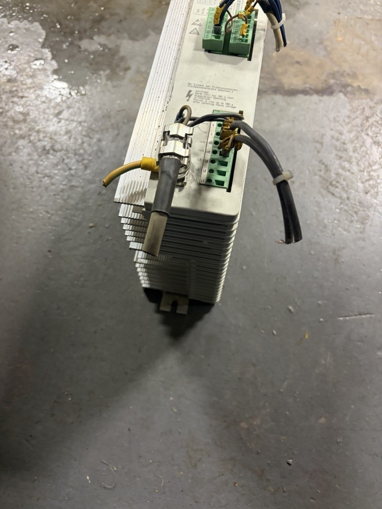 LENZE EVF8212-E Inverter USED