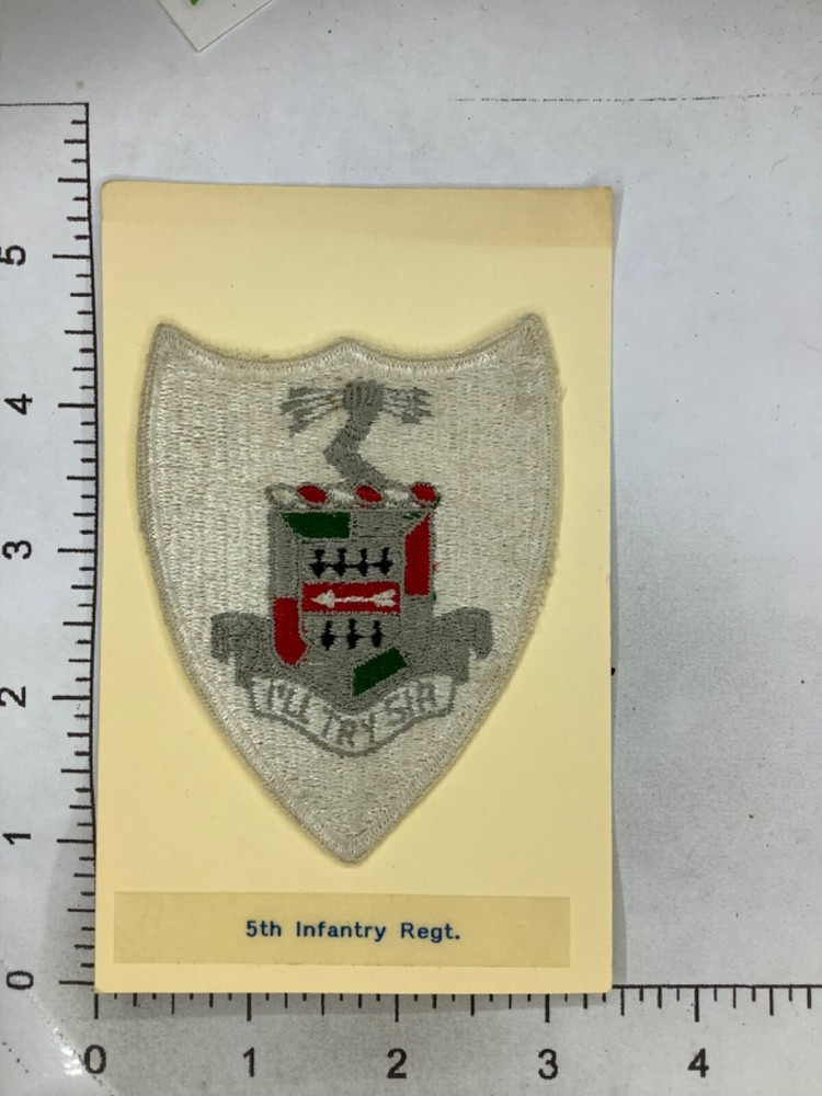 VINTAGE US ARMY 5th INFANTRY REGIMENT PATCH