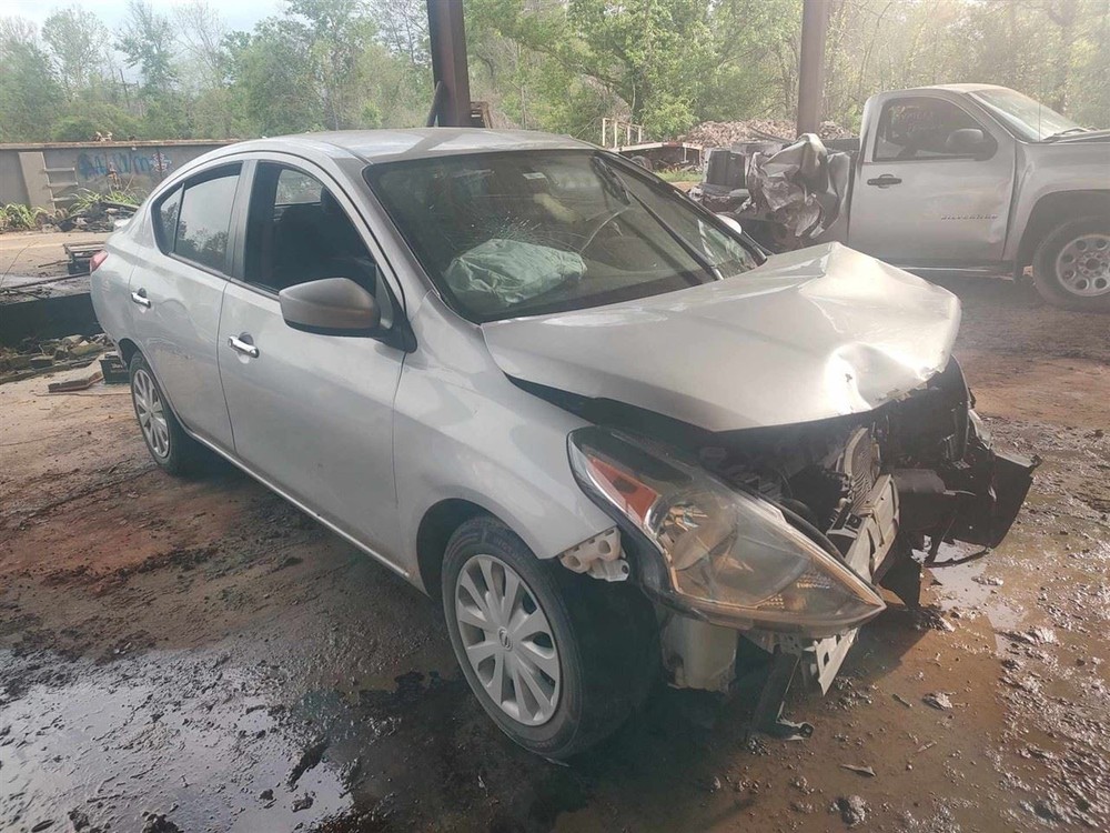 VERSA 2019 Fuse Box Cabin 6787