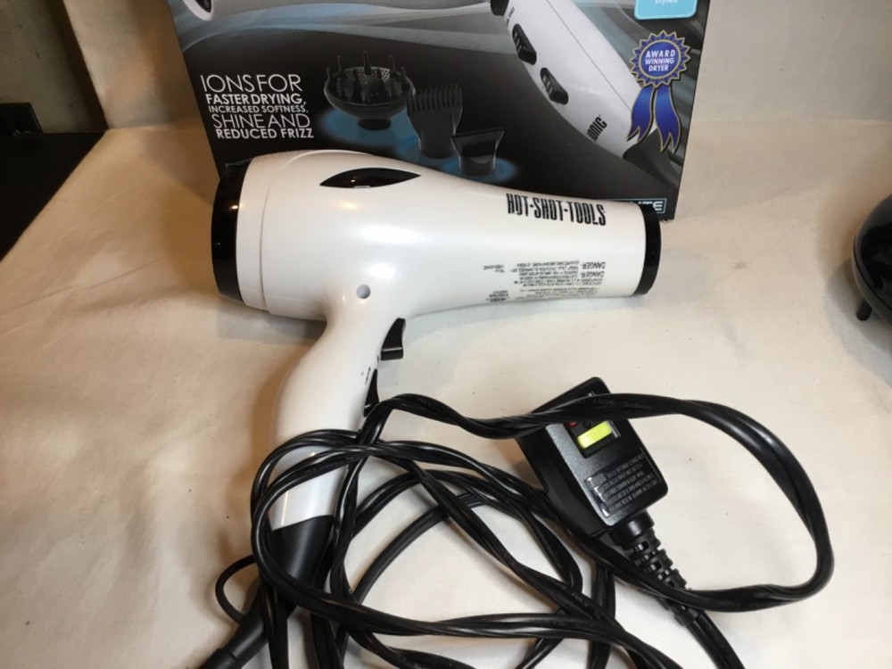 TOURMALINE TOOLS 2000 PROFESSIONAL IONIC TURBO DRYER