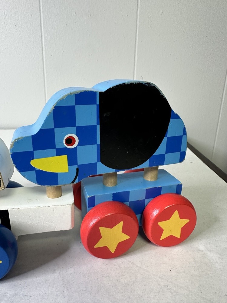 Melissa And Doug Pull Along Zoo Animals Toy