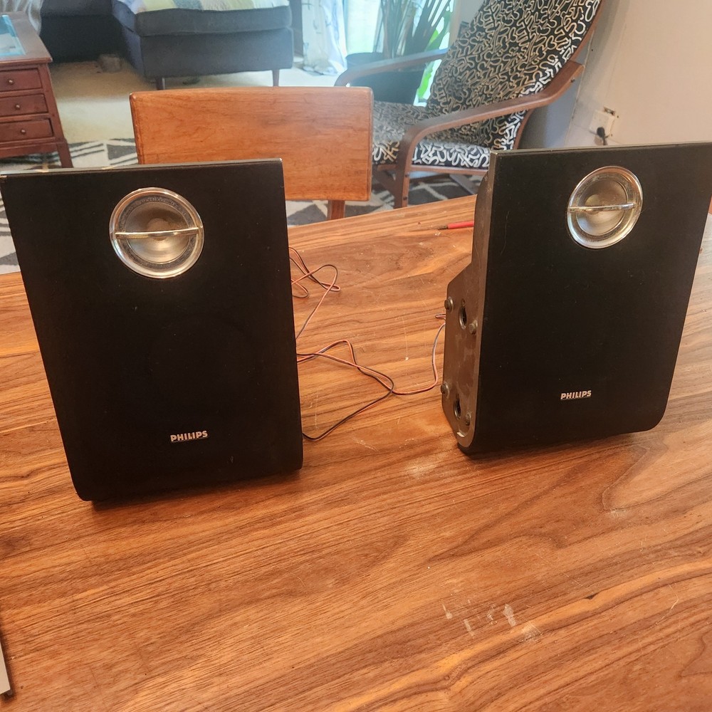 PHILIPS MC235B/37 Micro Home System Shelf Speakers Only