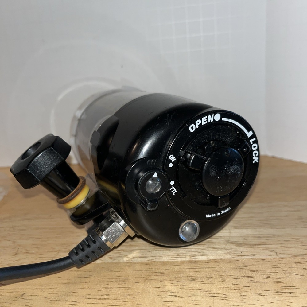SEA & SEA UNDERWATER CAMERA STROBE YS-50