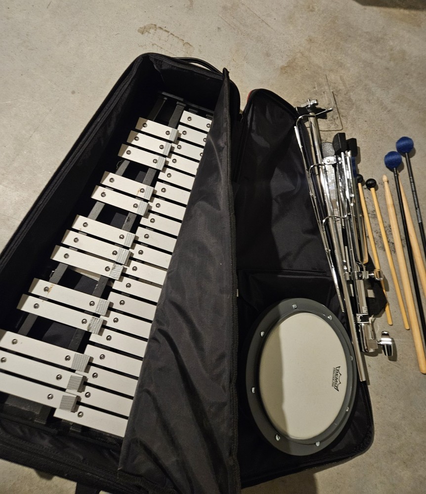 Pearl Bell Kit with Wheeled Case, Practice Pad, Mallets, Drum Sticks, Stand