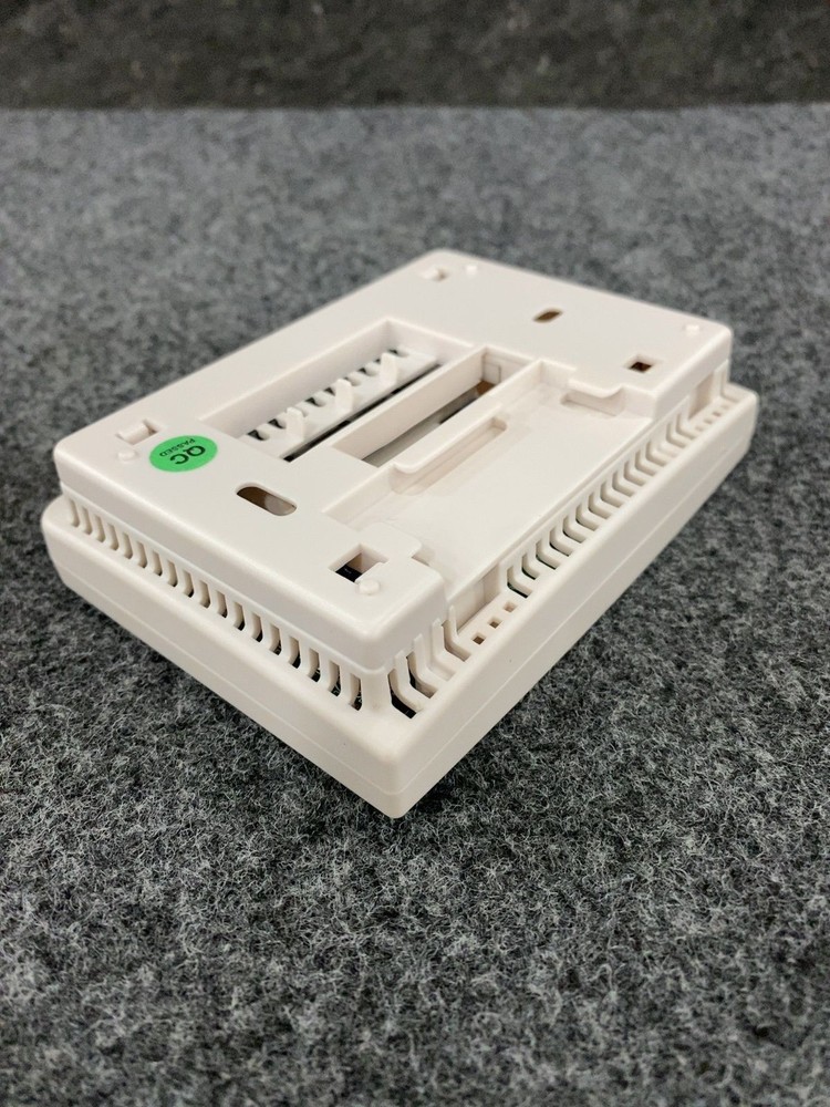 BRAEBURN 1220NC Thermostat, Non-Programmable, 2H/1C