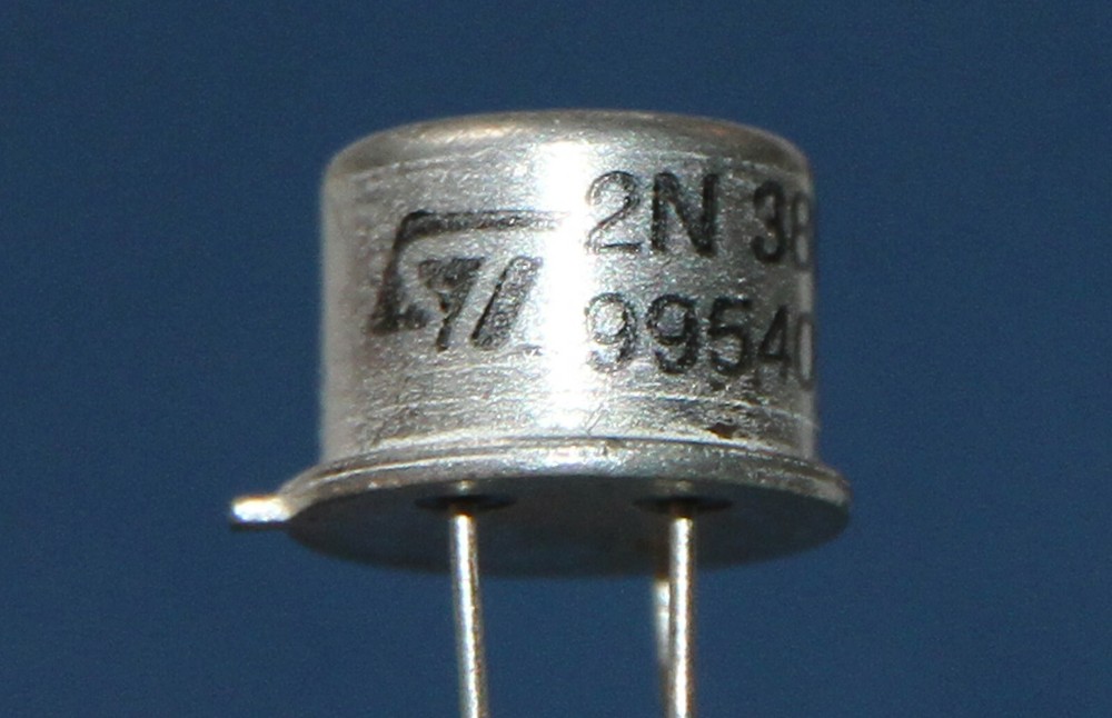 Transistor 2N3866 TO-39 ST  3-Pin 1PC