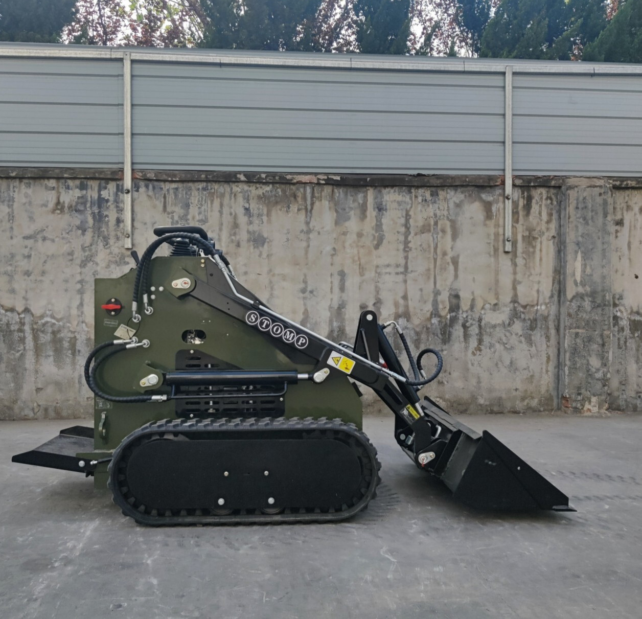 2025 NEW Skid-Steer Loader Tracked 22.1 HP Honda EPA Gasoline Engine 3 Hy Valves