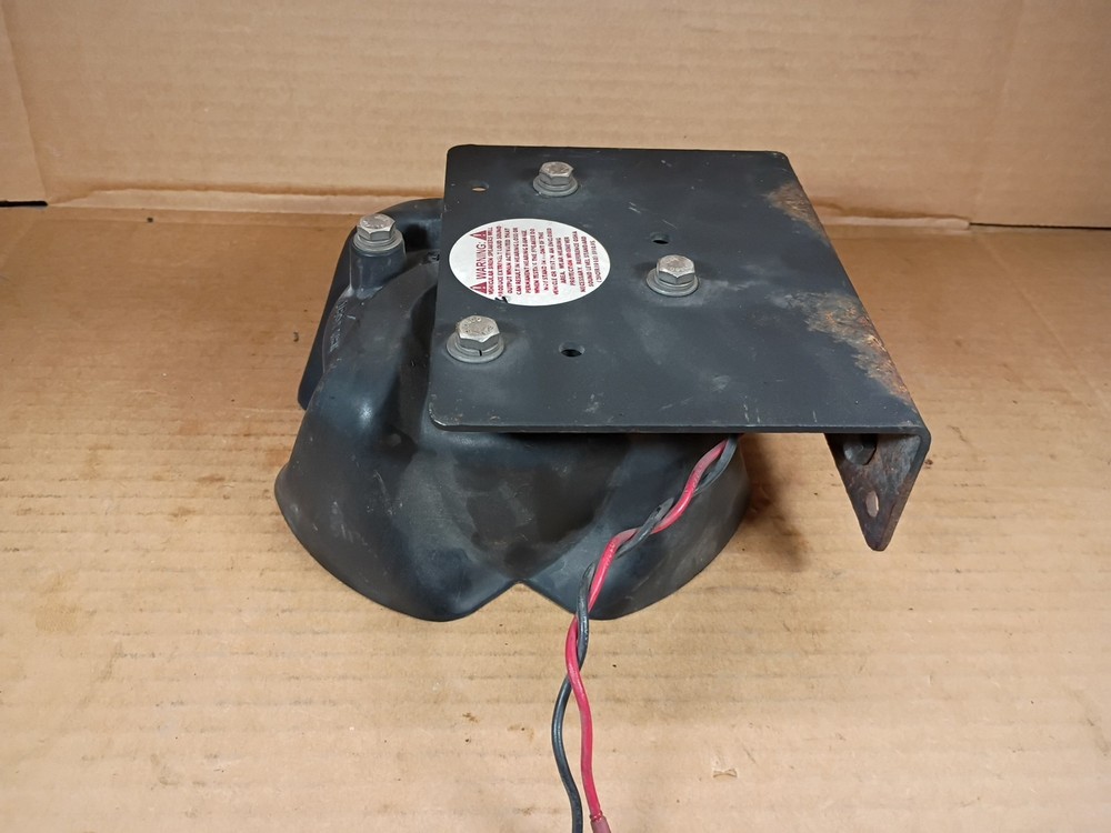CYCLONE D-44, 100W Speaker With Bracket