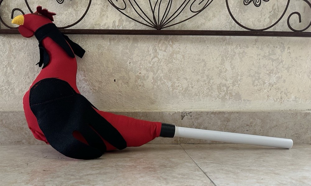 Rooster Dummy with Handle/Chata con Mango