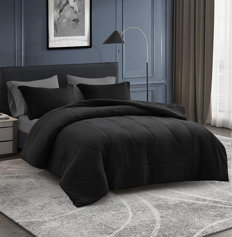 Down Comforter 7-Piece Bedding Set in Black