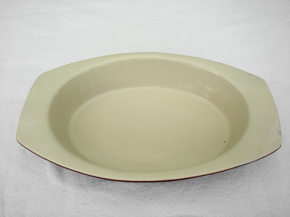 KitchenAid Red Cranberry 2 Quart Stoneware Bakeware Casserole Dish Baking Pan