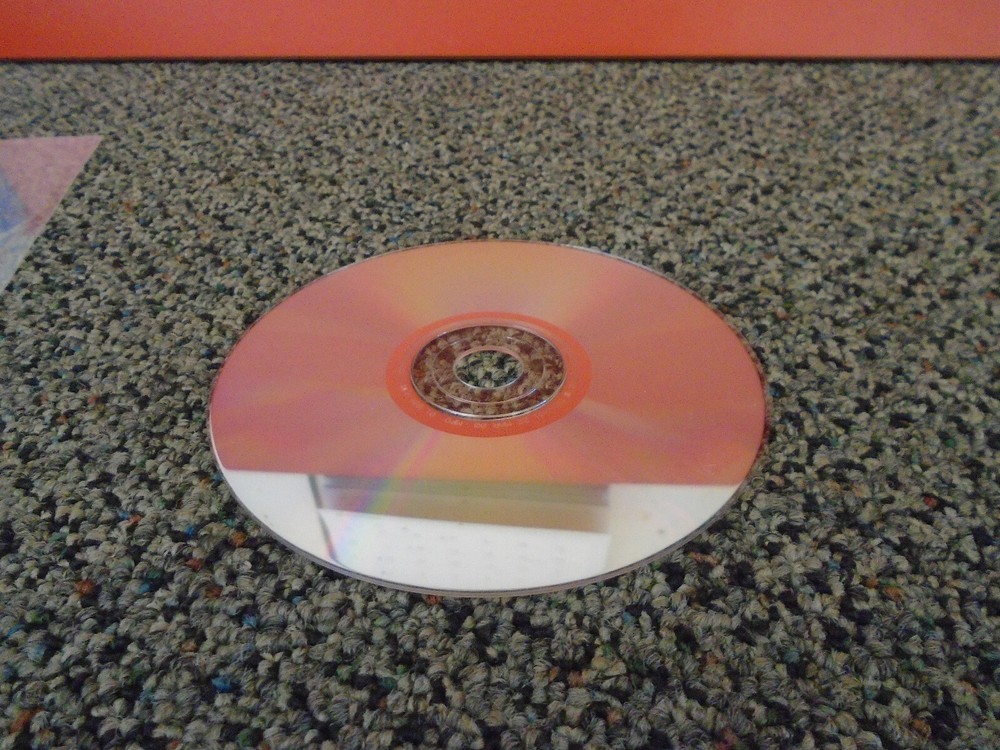 Comptons Encylopedia 2000 (Disk Only)