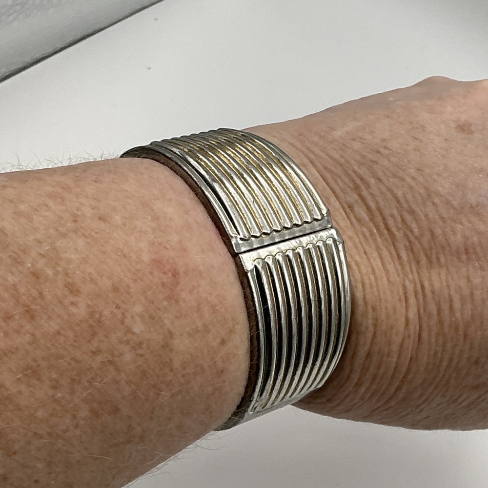 SS044 Art Deco Style Linear Clamper Hinged Bangle Cuff Bracelet Silverplated