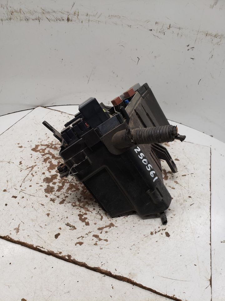 Used Fuse Box Engine fits: 2009 Subaru Forester engine compartment Base Grade A