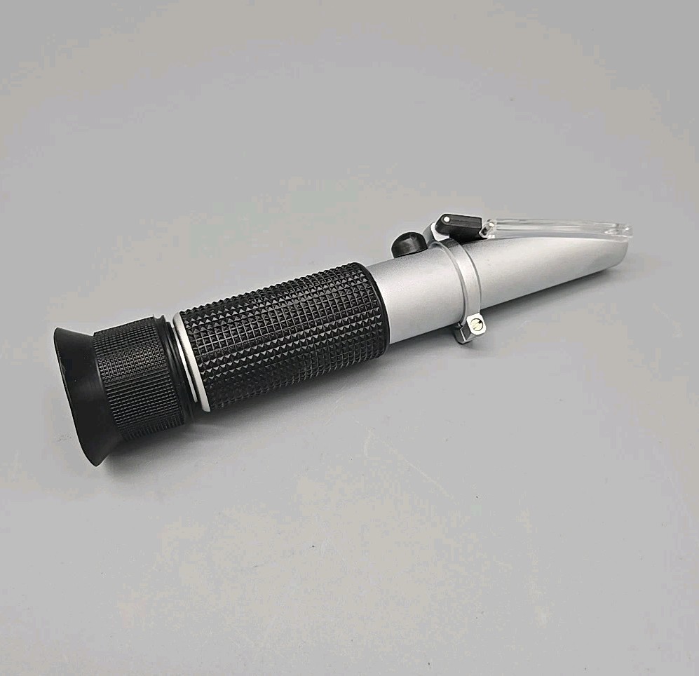 Brix WZ-113 0-32% Refractometer with ATC