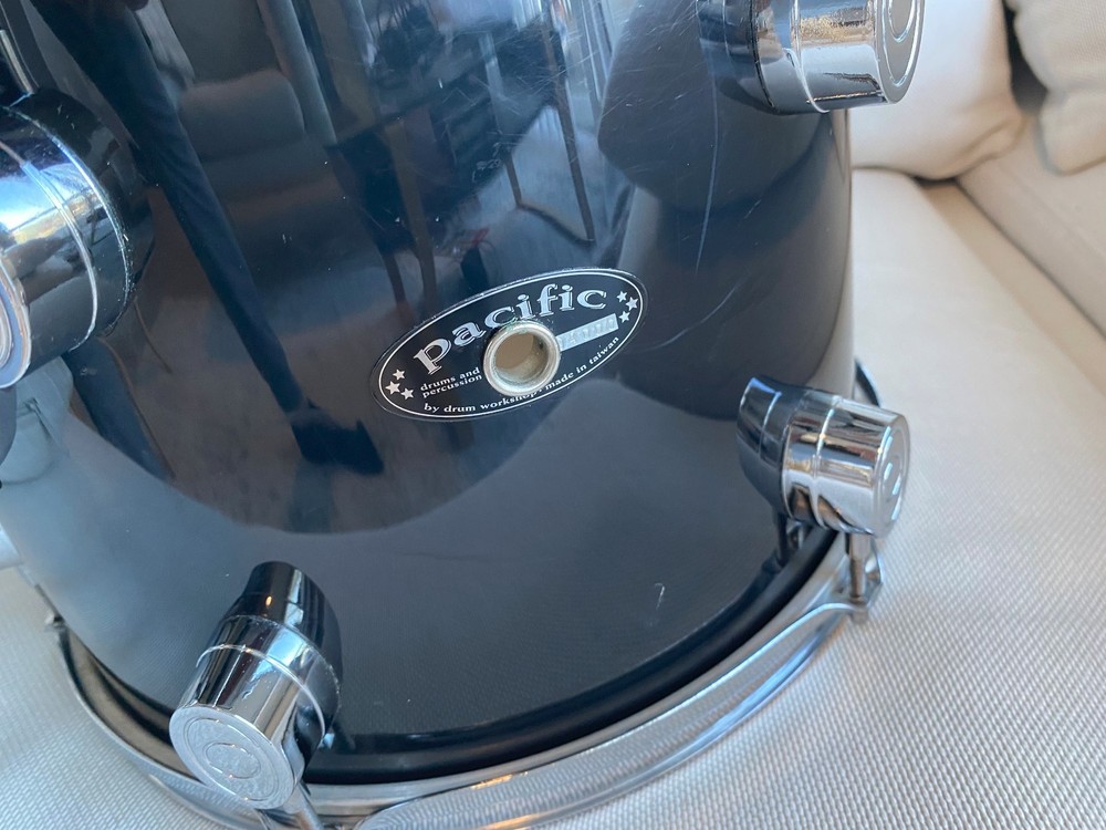 Pacific PDP 12" Mounted Tom Black Drum Workshop Clean Local Pickup