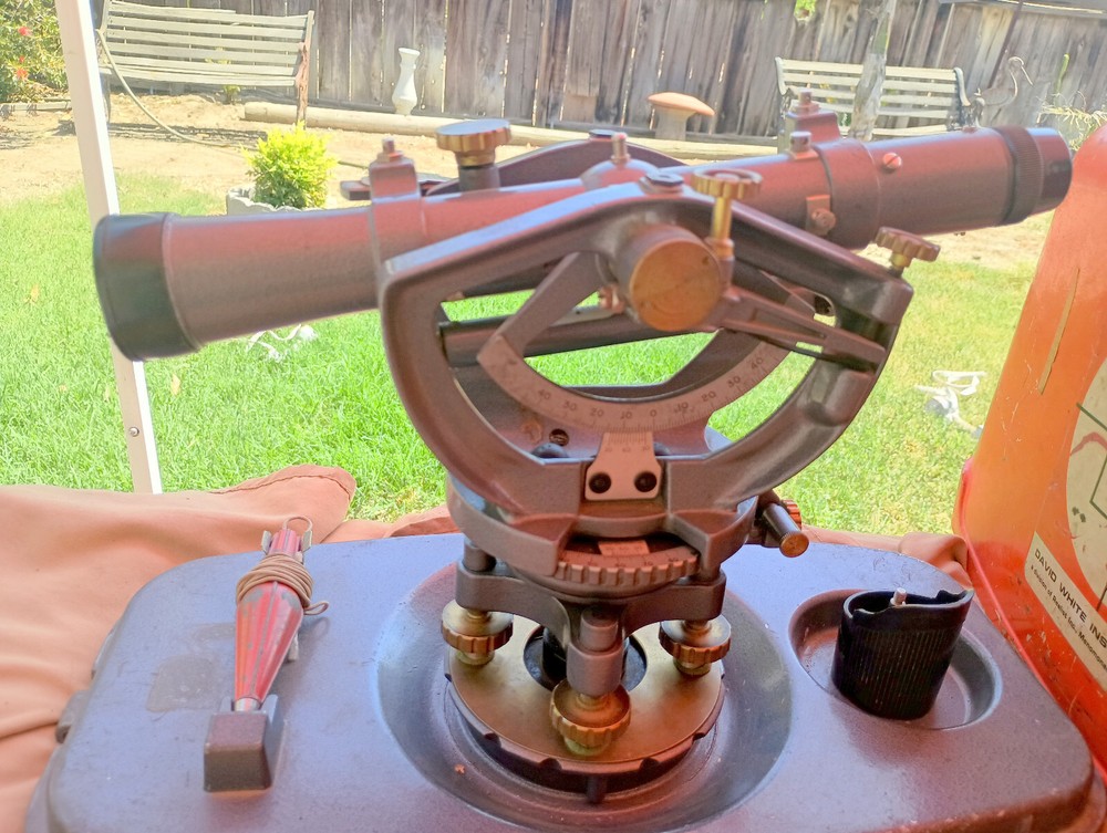 David White Model 8300 Surveyors Transit Level Scope With Case