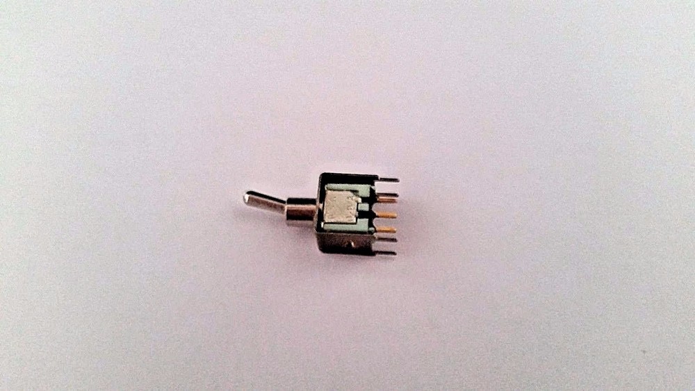 ALCO SWITCH TT11DG-PCV-2 SPDT ON-ON .4A @ 20VDC TINY TOGGLE HANDLE PC MOUNT