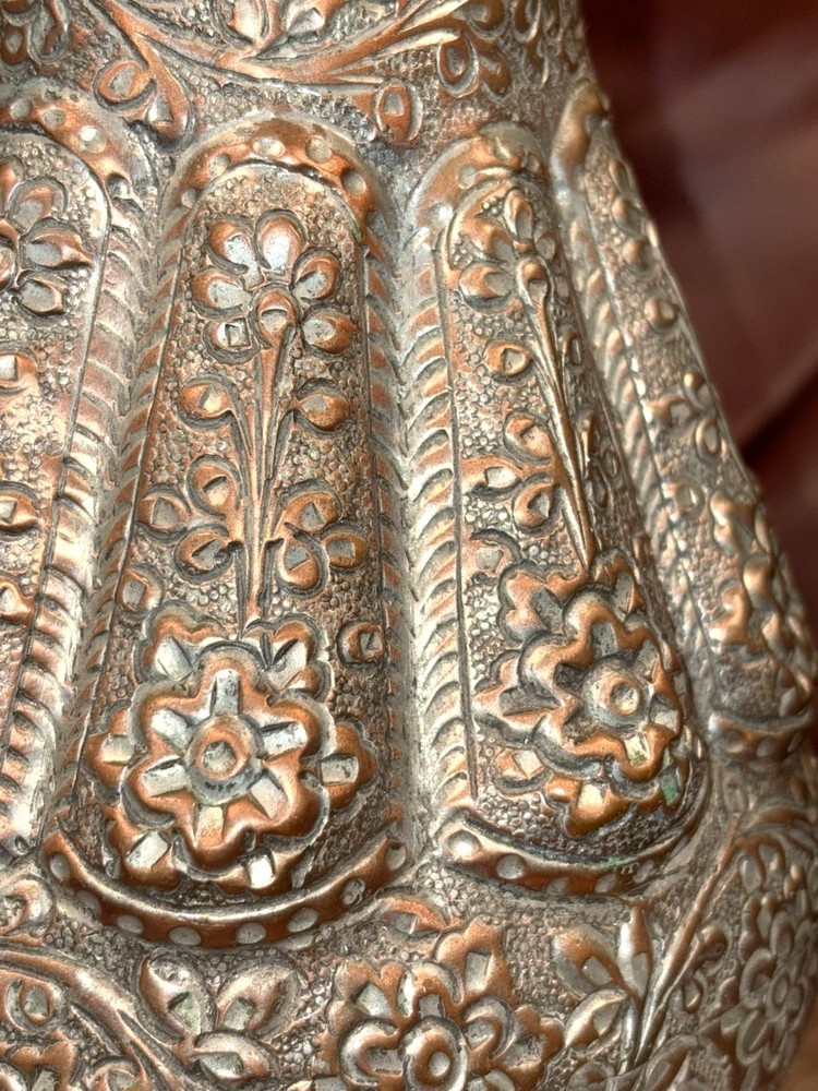 ANTIQUE ENGRAVED MIDDLE EASTERN / PERSIAN LARGE COPPER / PITCHER / EWAR