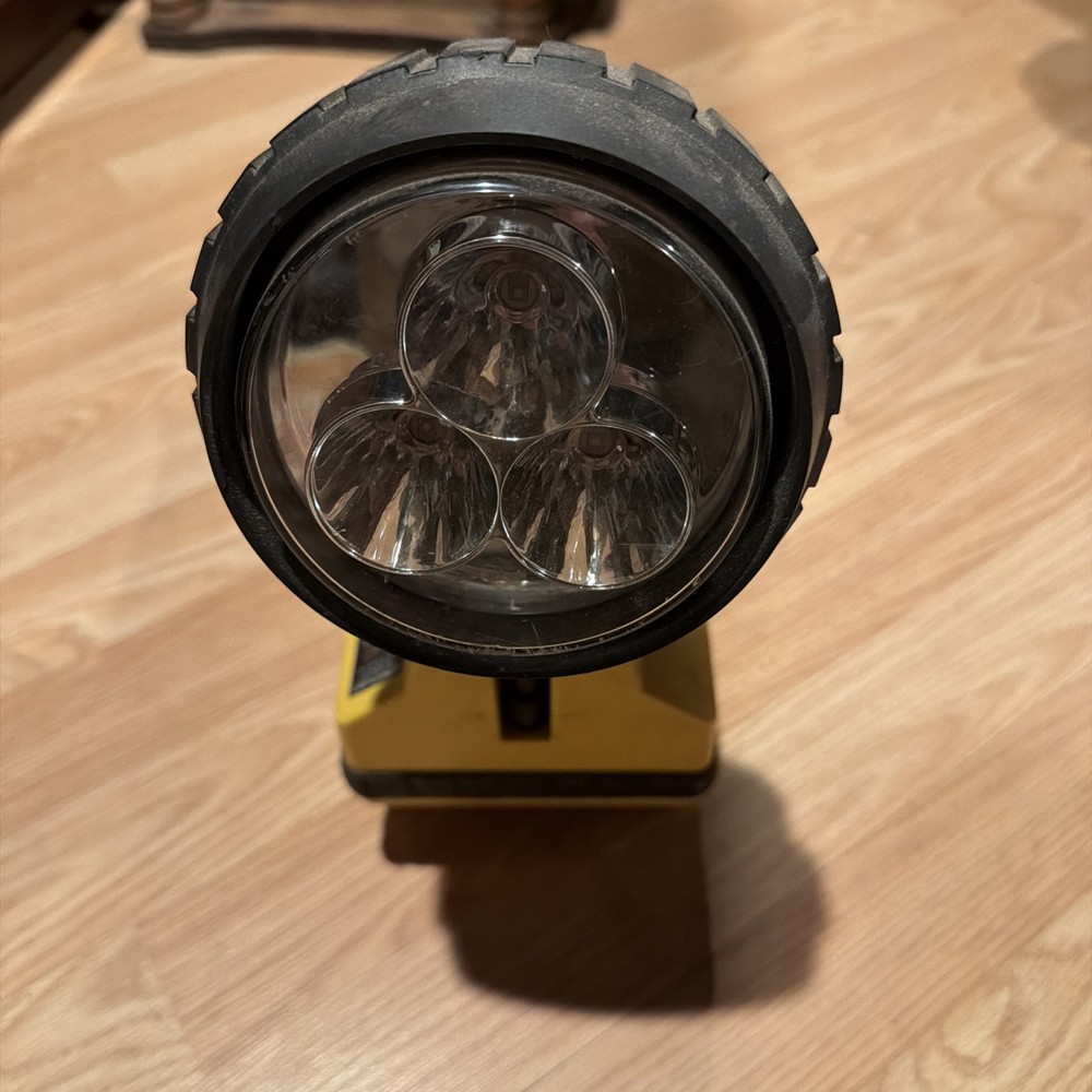 Streamlight Light Box Commercial Grade Portable Light UNTESTED