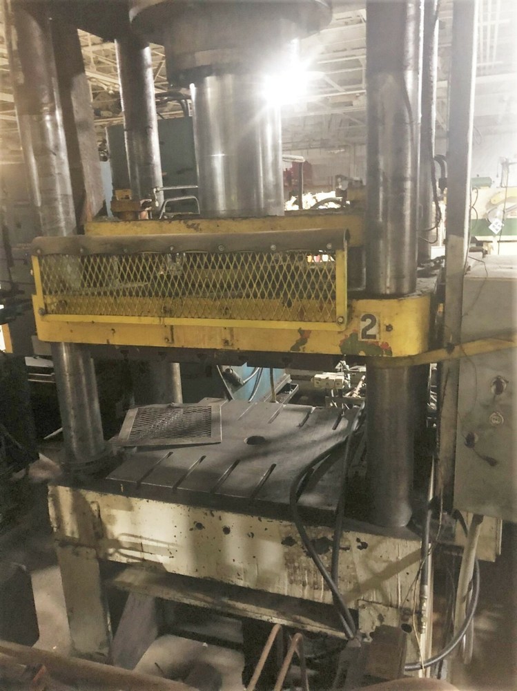 220 / 200 Ton Rodgers Press • Compression Molding Machine • 24" Stroke