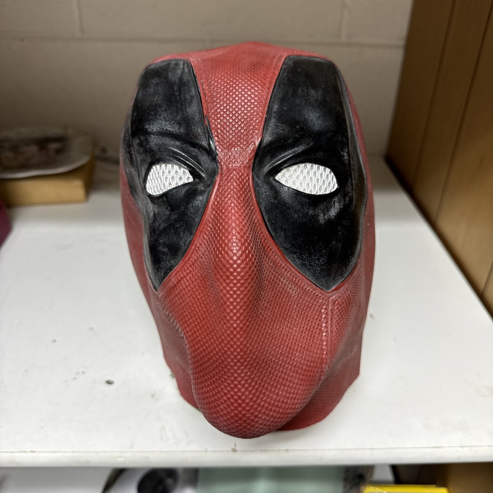 Adult Deadpool Halloween Mask Elastic Rubber Stretch One-Size Pullover Marvel