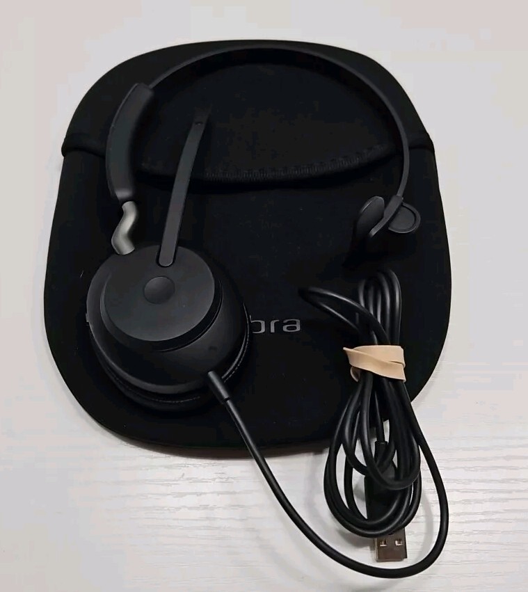 Jabra Evolve 2 40 MS Mono USB-C Noise Isolating Wired Headset w/Microphone Clean
