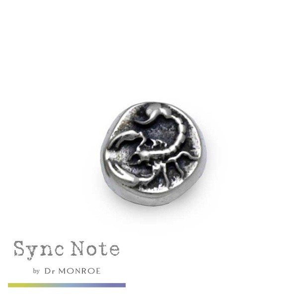 Dr MONROE Think Note Scorpion Stud Earring (Single, Silver)