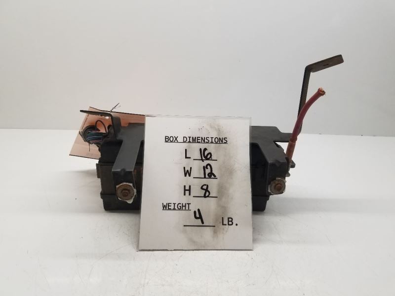 Fuse Box Engine Fits 00-01 Jeep Cherokee OEM