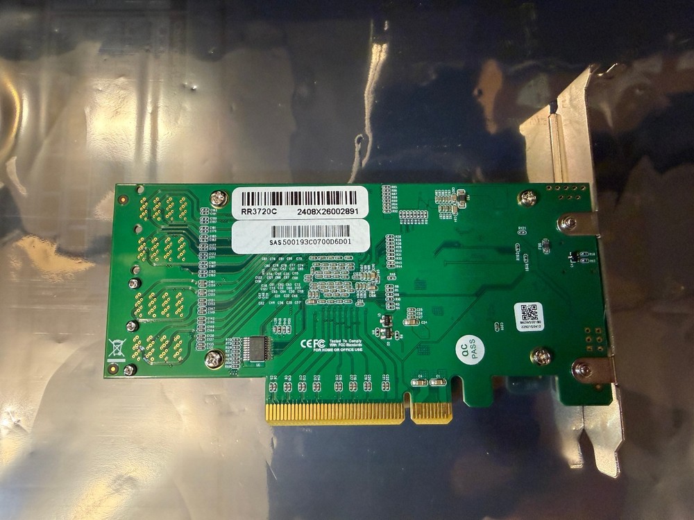 HighPoint RocketRAID 3720C