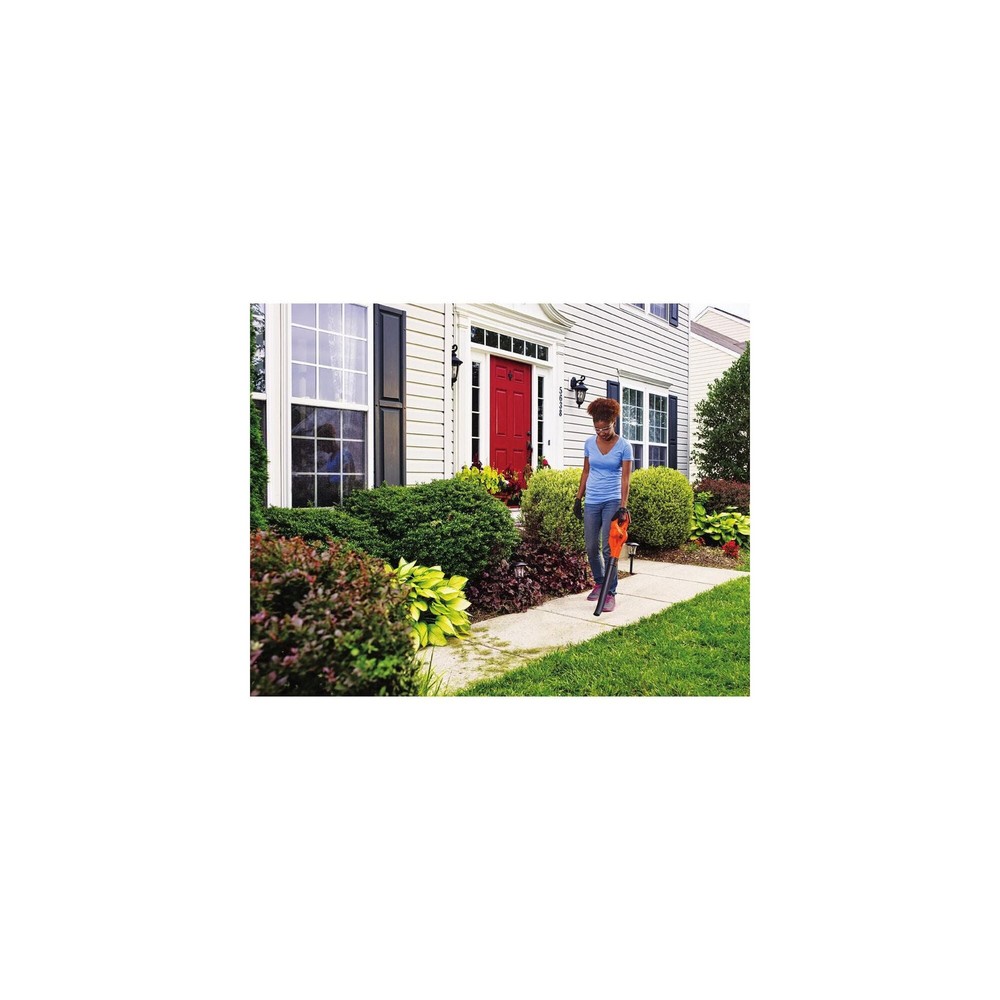 BLACK+DECKER 20V MAX* String Trimmer / Edger and Sweeper Combo Kit, - LCC221