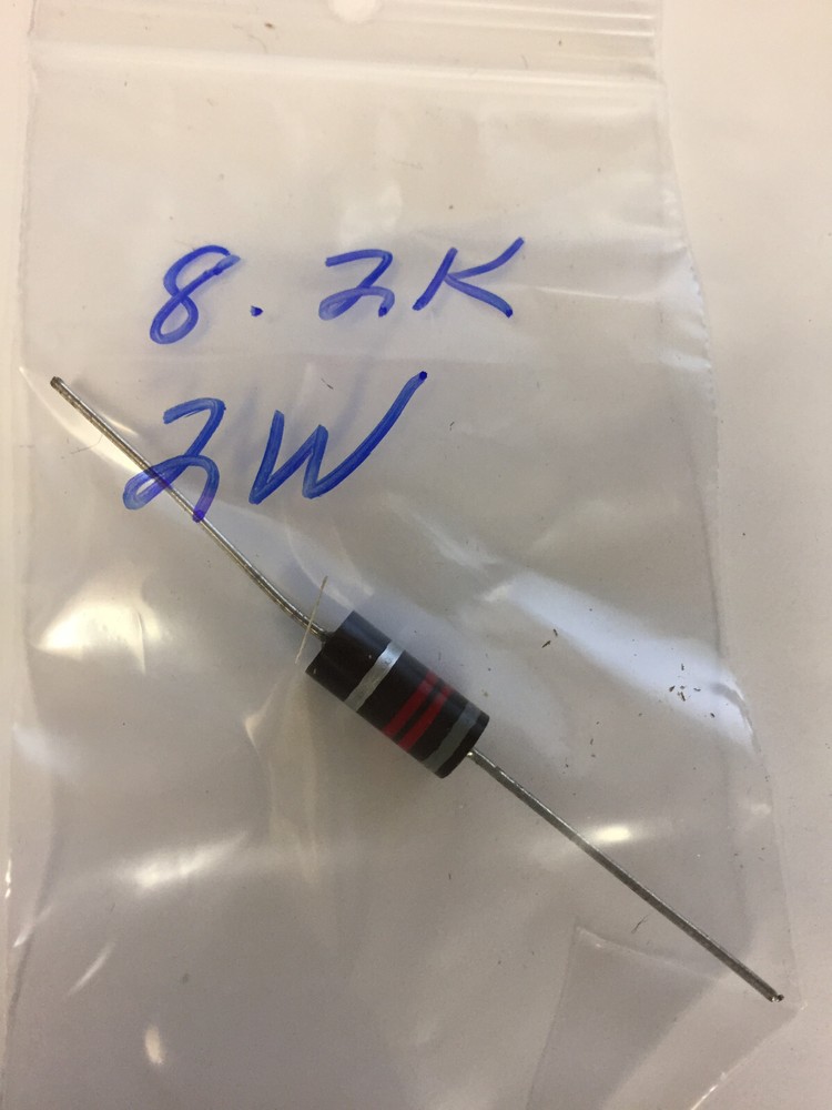 8.2K  2WATT CARBON COMPOSITION RESISTORS 1 PCS NOS