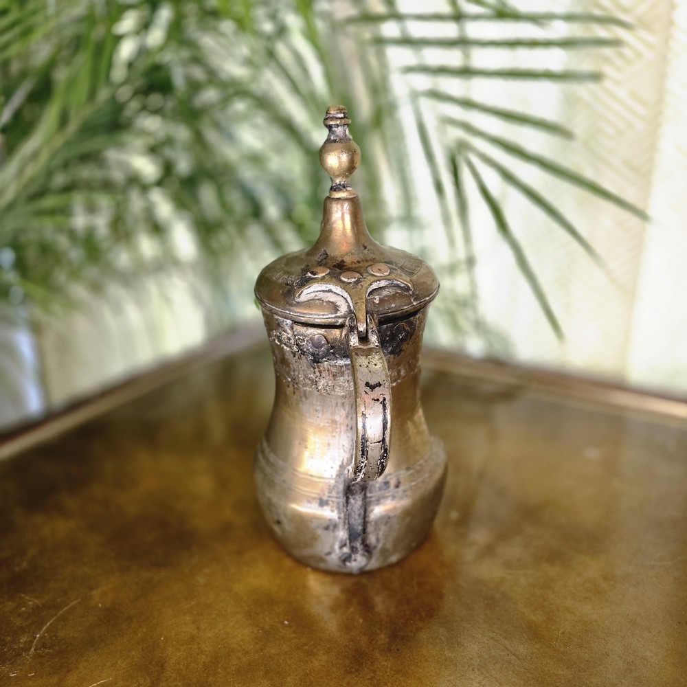 Vintage Brass Dallah Coffee Pot – Ornate Middle Eastern Coffee Server