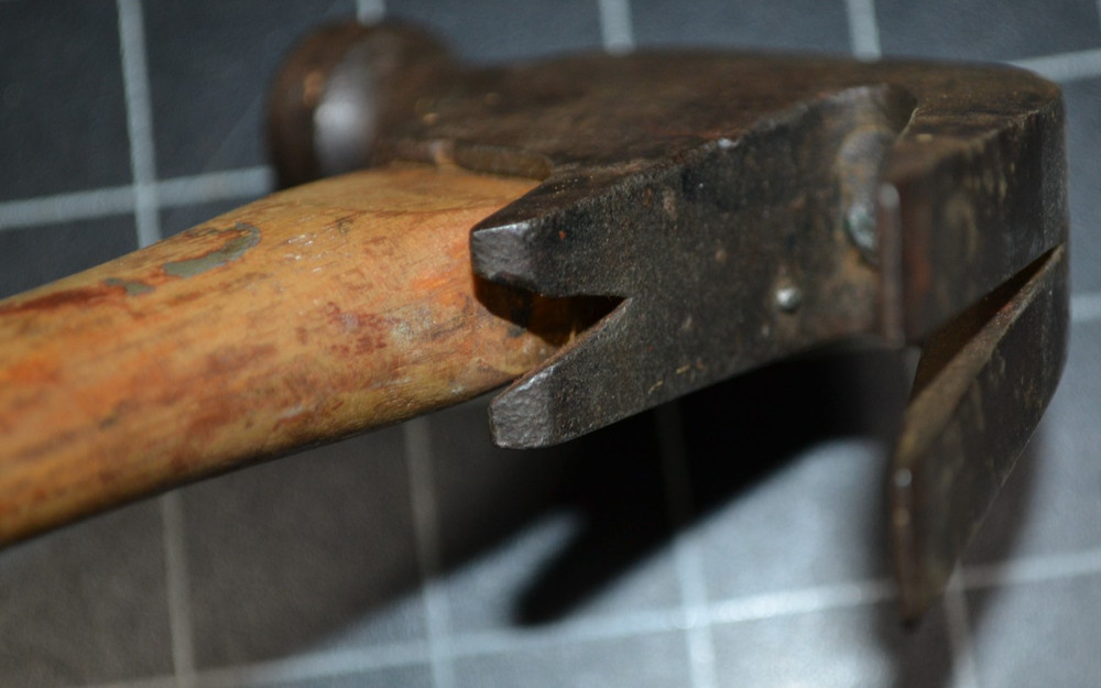 DOUBLE CLAW HAMMER - ALL ORIGINAL - PARTIAL LABEL ON HANDLE