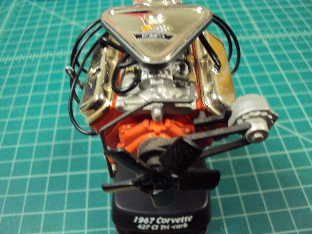 Miniature 427 ci Tri-carb engine.
