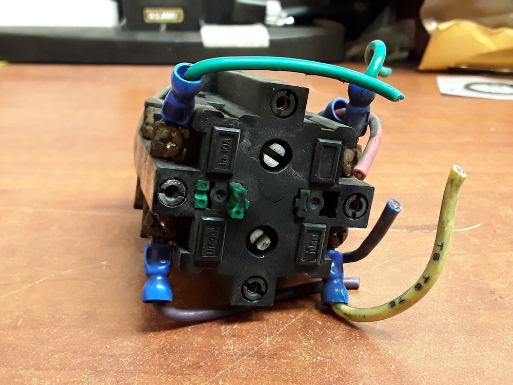 IDEC Mono Lever Switch ARN series