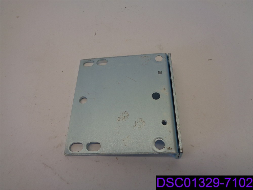 Qty = 125: Cisco 700-02517-02 Rack Mount Bracket Ear