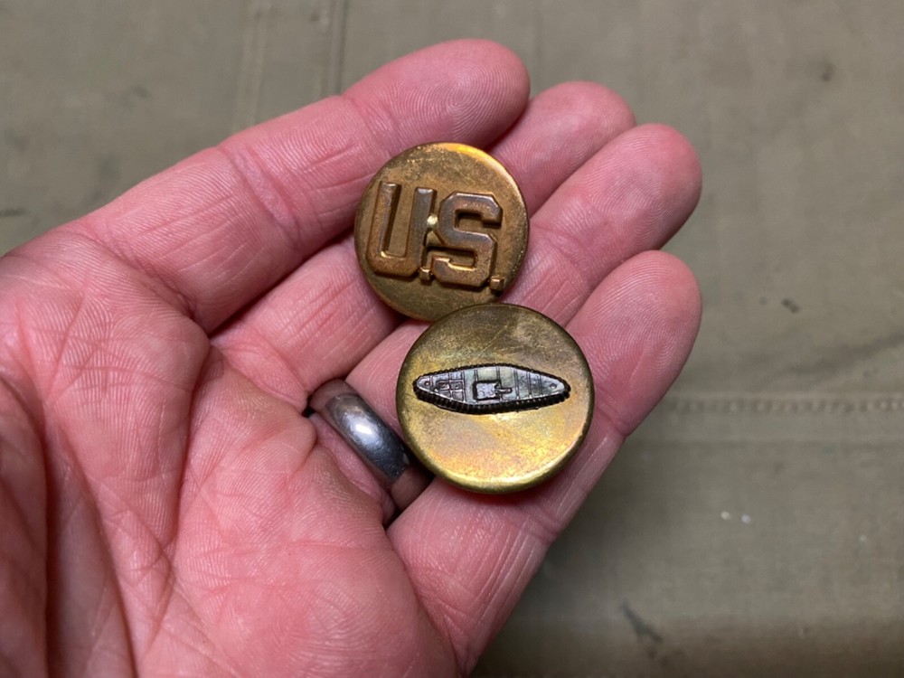 ORIGINAL EARLY WAR WWII US ARMY ARMOR TANK M1938 CLASS A JACKET COLLAR DISCS