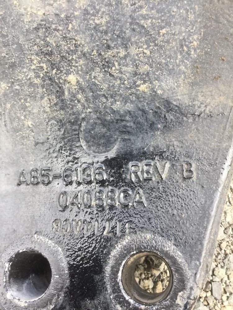 For 2015 PETERBILT 579 CAB MOUNT,BRACKET , WA